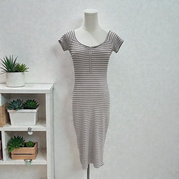 Haley And June Bodycon Stripe Dress Button Front Ribbed Y2K Minimalist Casual - Picture 1 of 9